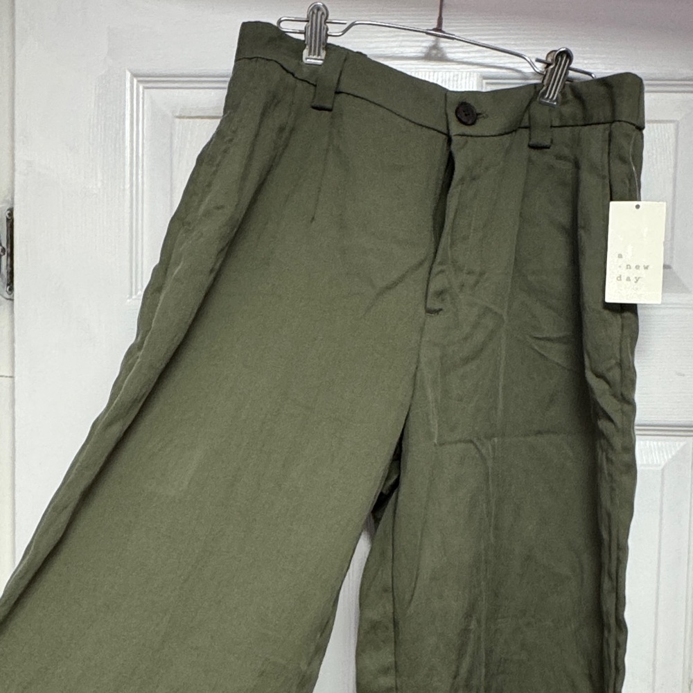 a new day Women's Olive Trousers